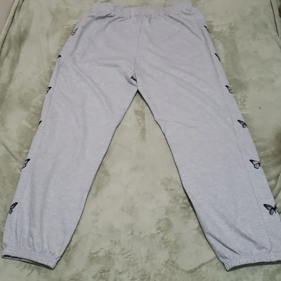 Sweat Pants - Picture 2 of 8